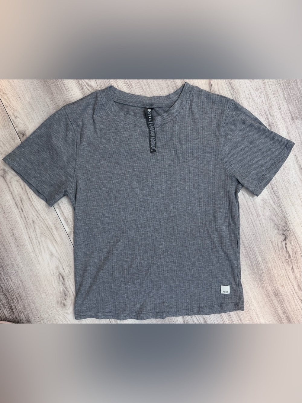 Women’s Vuori Gray Ribbed Short-Sleeve Tee